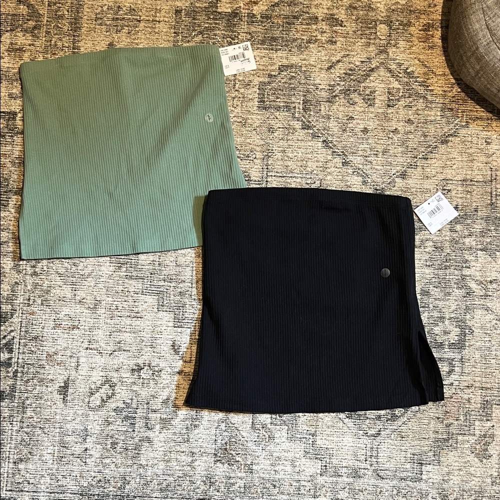 American Eagle Outfitters Ribbed Black and Green Tops
